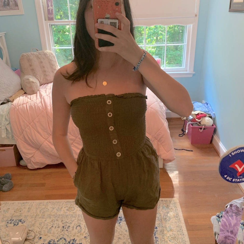 Garage strapless green romper size XS
